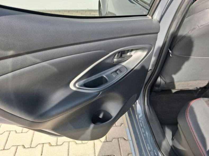 Toyota Yaris - hlavní fotka