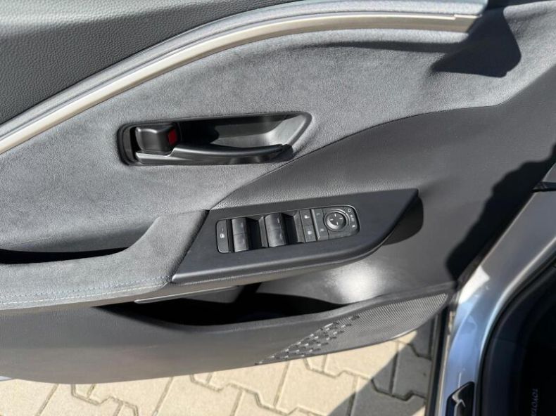 Toyota C-HR - hlavní fotka