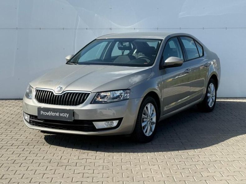Škoda Octavia - hlavní foto