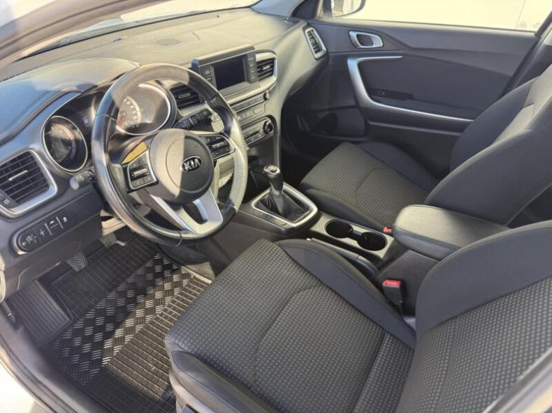 Kia Cee'd - hlavní fotka