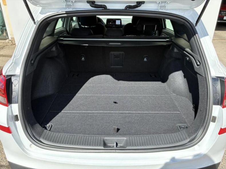 Hyundai i30 - hlavní fotka