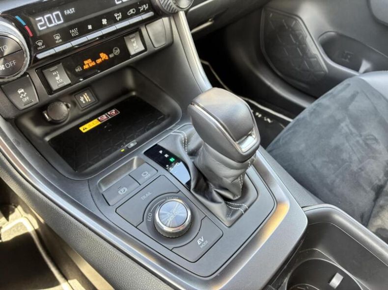 Toyota RAV 4 - hlavní fotka