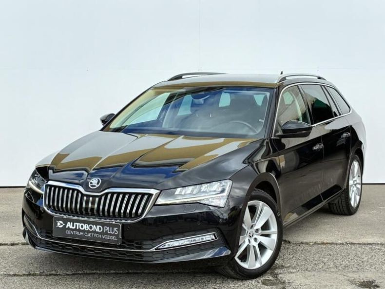 Škoda Superb - hlavní foto