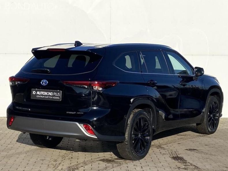 Toyota Highlander - hlavní fotka