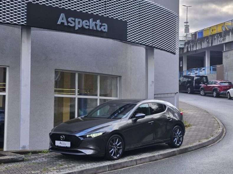Mazda 3 - hlavní fotka inzerátu