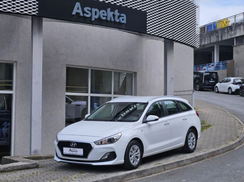 Hyundai i30 - hlavní foto
