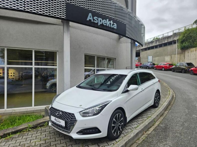 Hyundai i40 - hlavní foto