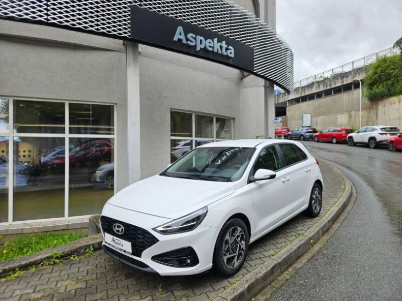 Hyundai i30 - hlavní foto