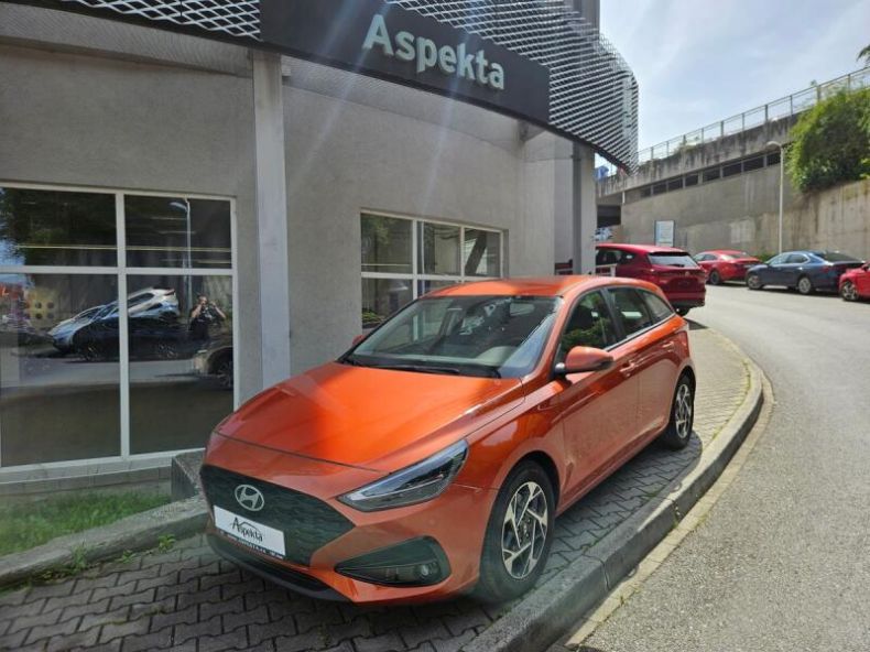 Hyundai i30 - hlavní foto