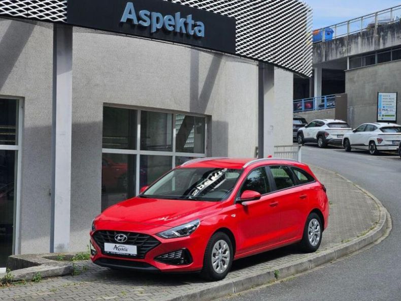 Hyundai i30 - hlavní foto