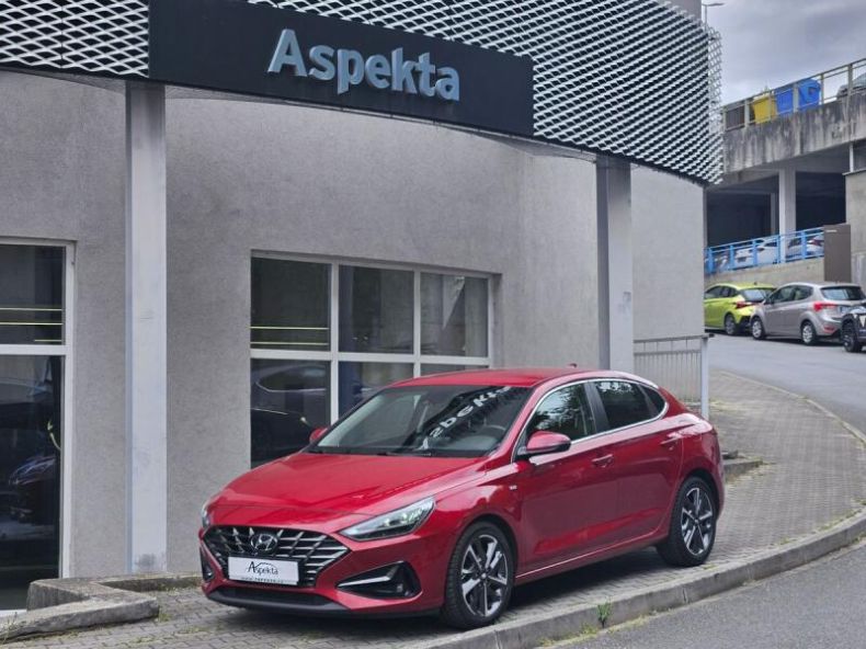 Hyundai i30 - hlavní foto
