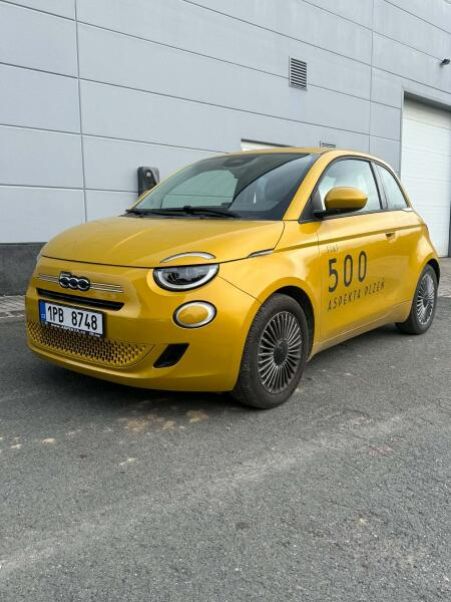 Fiat 500 - hlavní fotka inzerátu