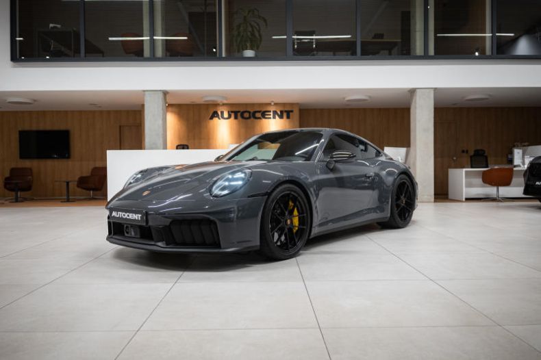 Porsche 911 - hlavní foto