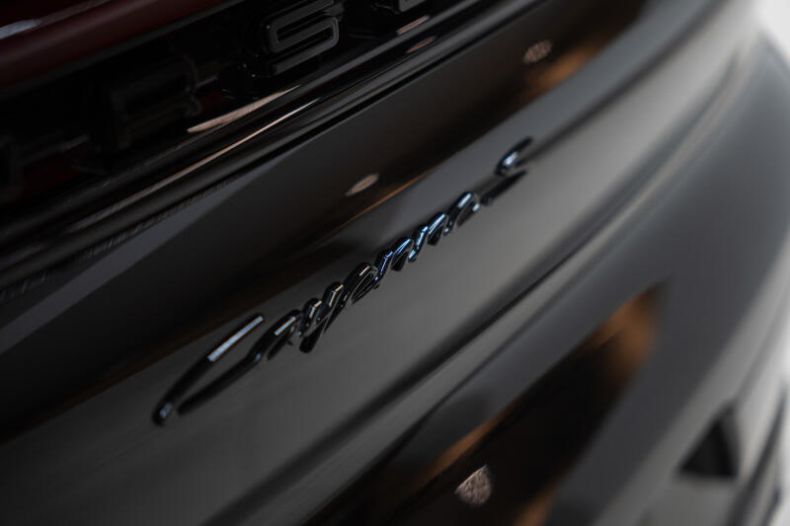 Porsche Cayenne - hlavní fotka