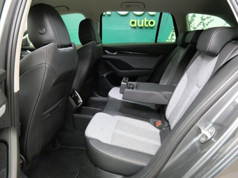 Škoda Octavia - hlavní fotka