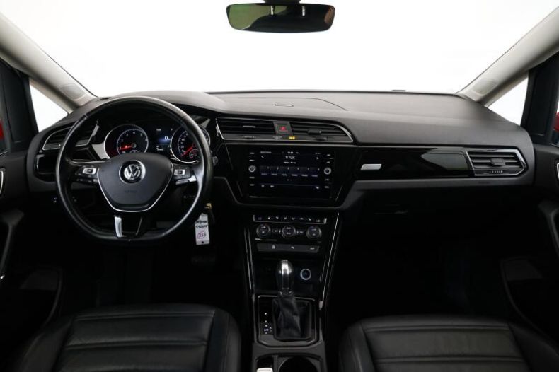 Volkswagen Touran - hlavní fotka