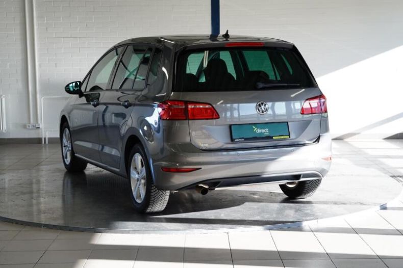 Volkswagen Golf - hlavní fotka