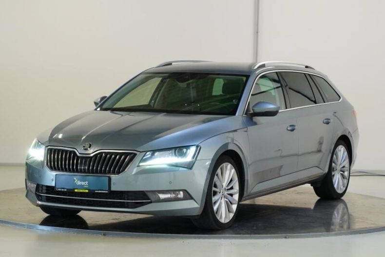 Škoda Superb - hlavní foto