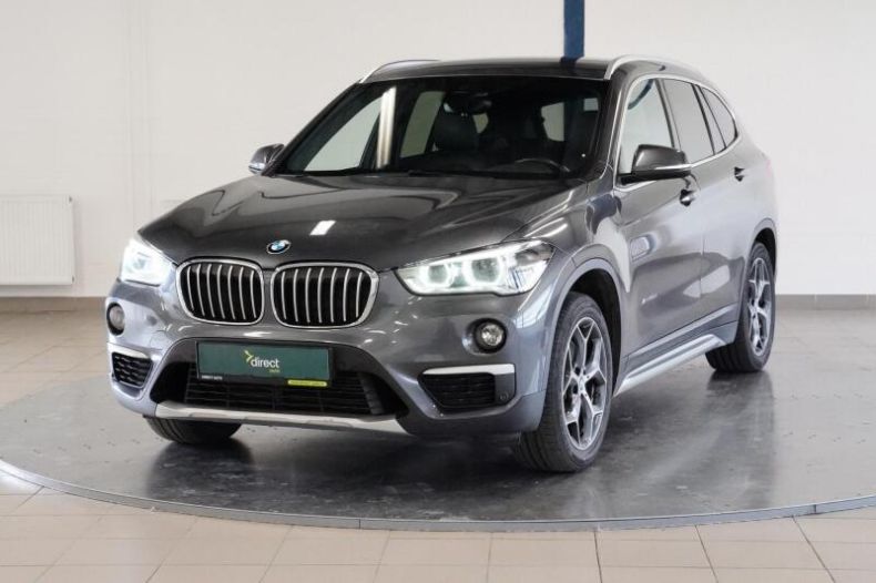 BMW X1 - hlavní foto