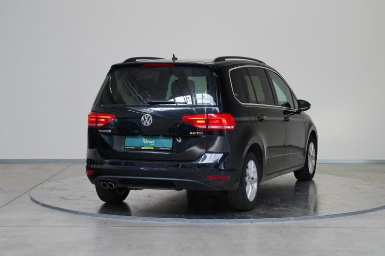 Volkswagen Touran - hlavní fotka