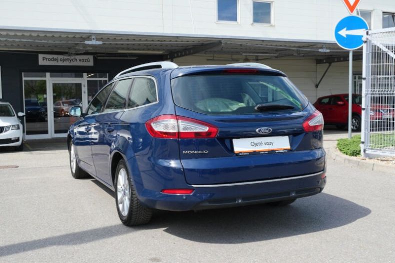 Ford Mondeo - hlavní fotka