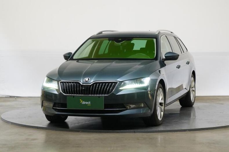 Škoda Superb - hlavní foto