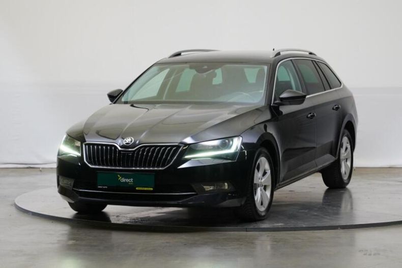 Škoda Superb - hlavní foto
