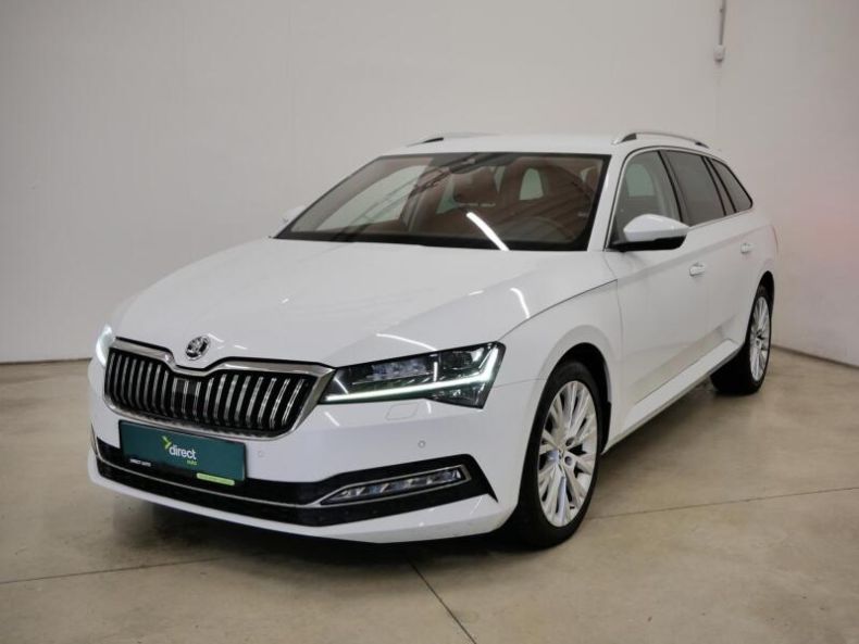 Škoda Superb - hlavní foto