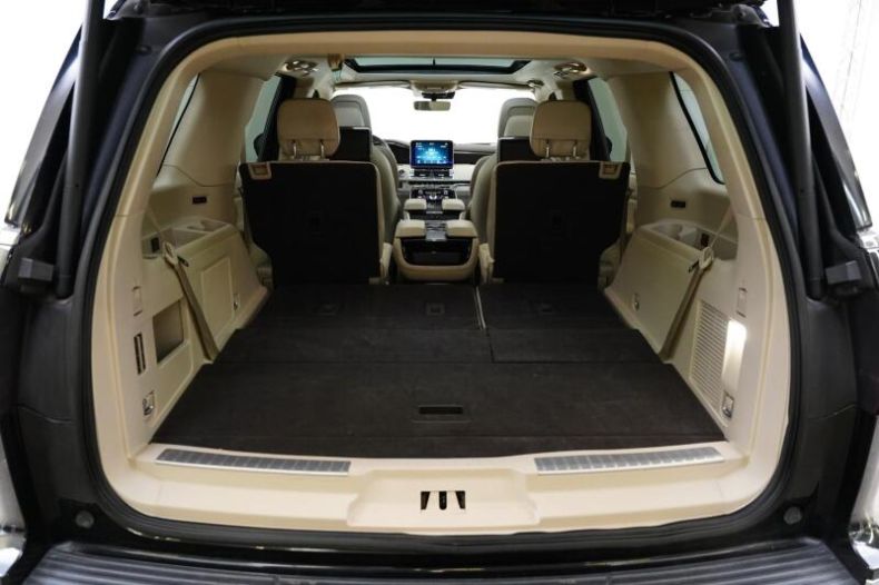 Lincoln Navigator - hlavní fotka