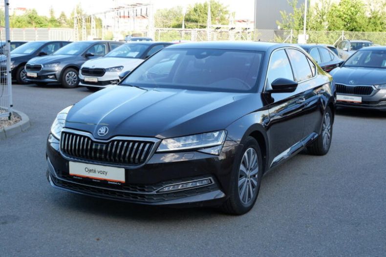 Škoda Superb - hlavní foto