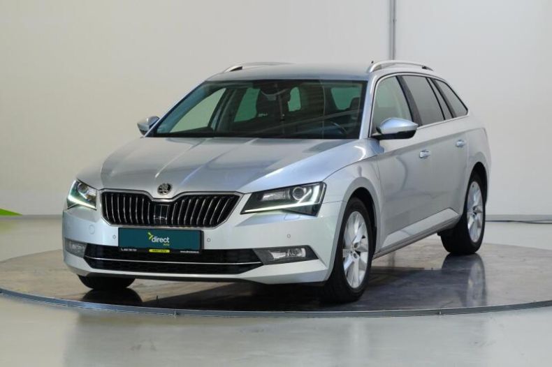 Škoda Superb - hlavní foto