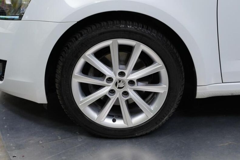 Škoda Octavia - hlavní fotka