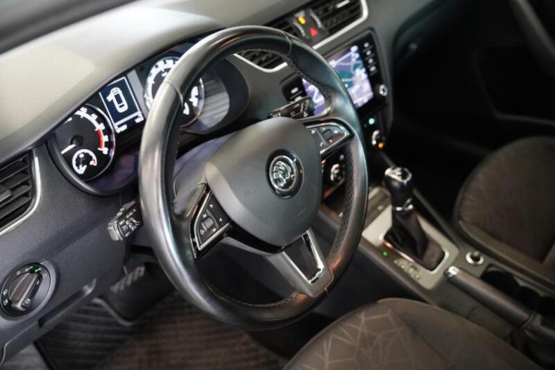 Škoda Octavia - hlavní fotka