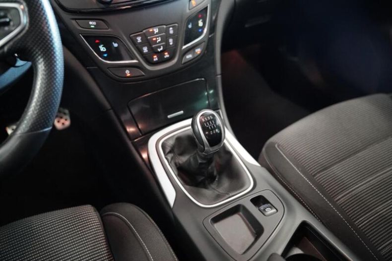 Opel Insignia - hlavní fotka