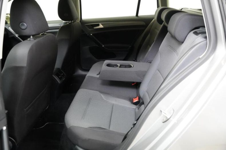 Volkswagen Golf - hlavní fotka