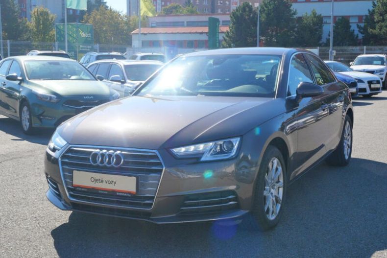 Audi A4 - hlavní foto