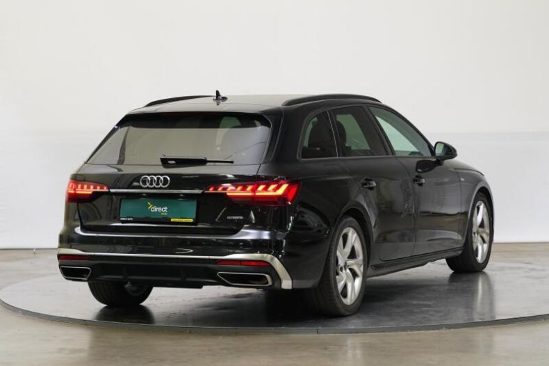 Audi A4 - hlavní fotka