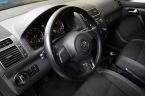 Volkswagen Touran - fotka číslo 13