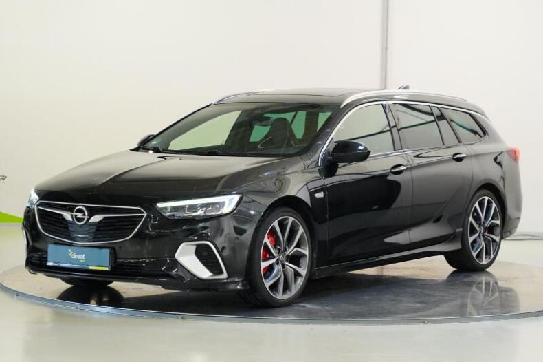 Opel Insignia - hlavní fotka