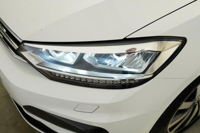 Volkswagen Touran - hlavní foto