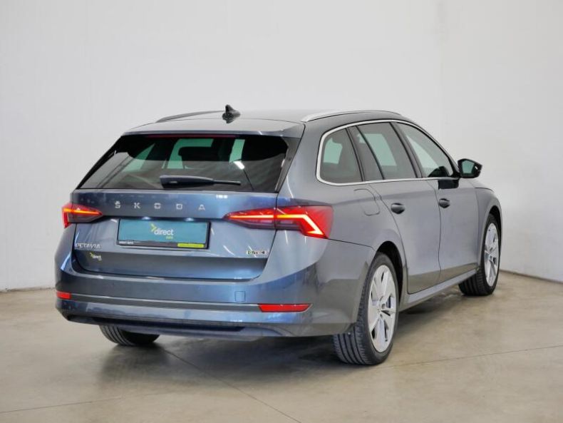 Škoda Octavia - hlavní fotka