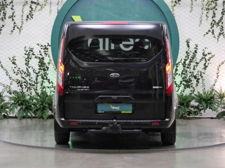 Ford Tourneo - hlavní fotka