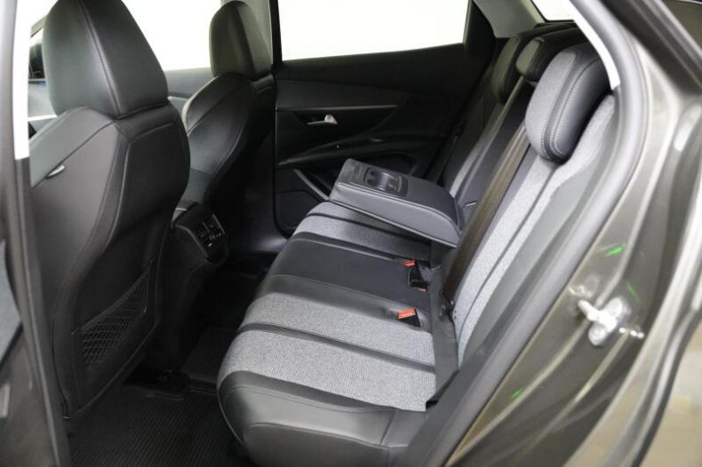 Peugeot 3008 - hlavní fotka