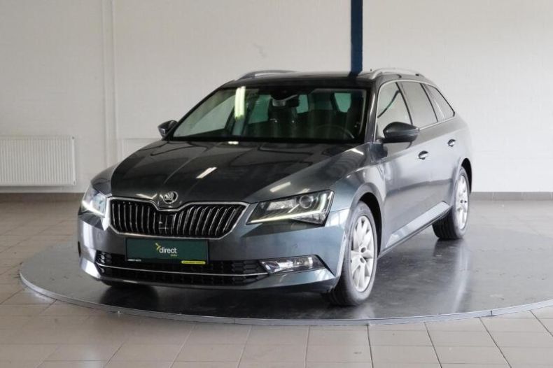 Škoda Superb - hlavní foto