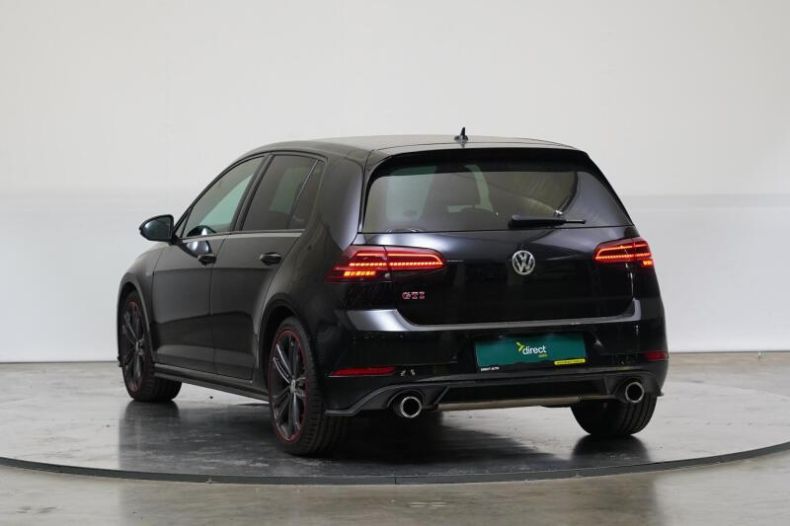 Volkswagen Golf - hlavní fotka