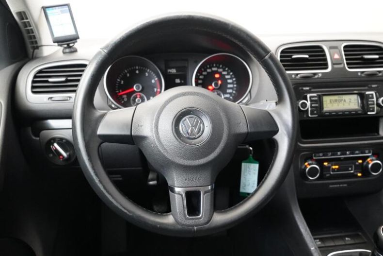 Volkswagen Golf - hlavní foto
