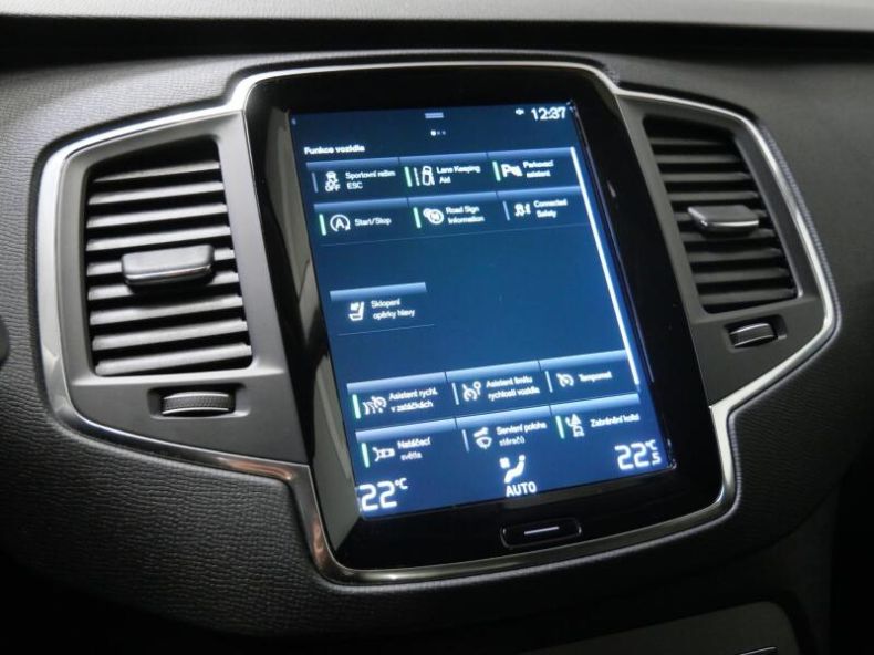 Volvo XC90 - hlavní fotka