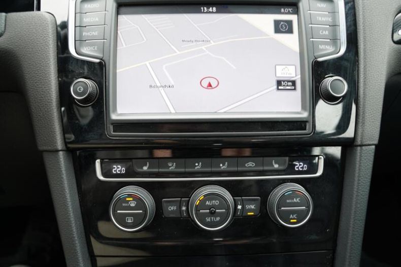 Volkswagen Golf - hlavní fotka