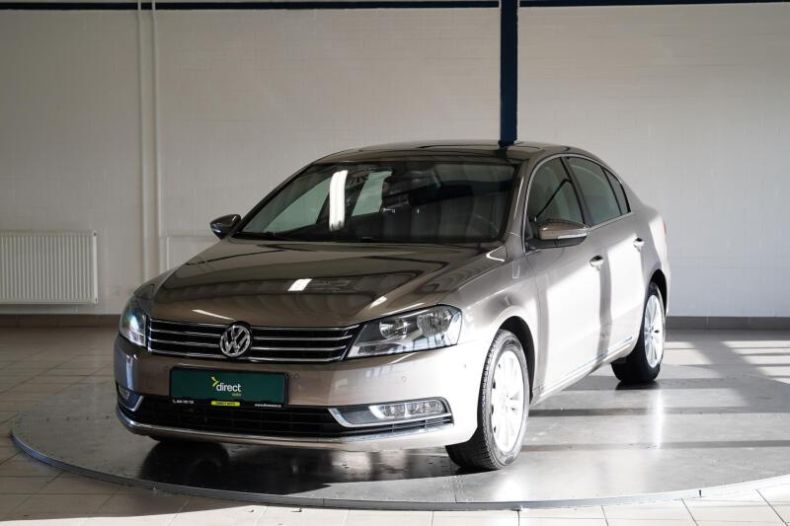 Volkswagen Passat - hlavní foto