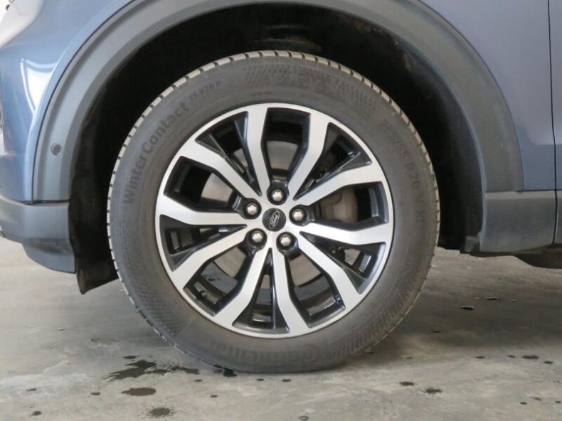 Ford Explorer - hlavní fotka